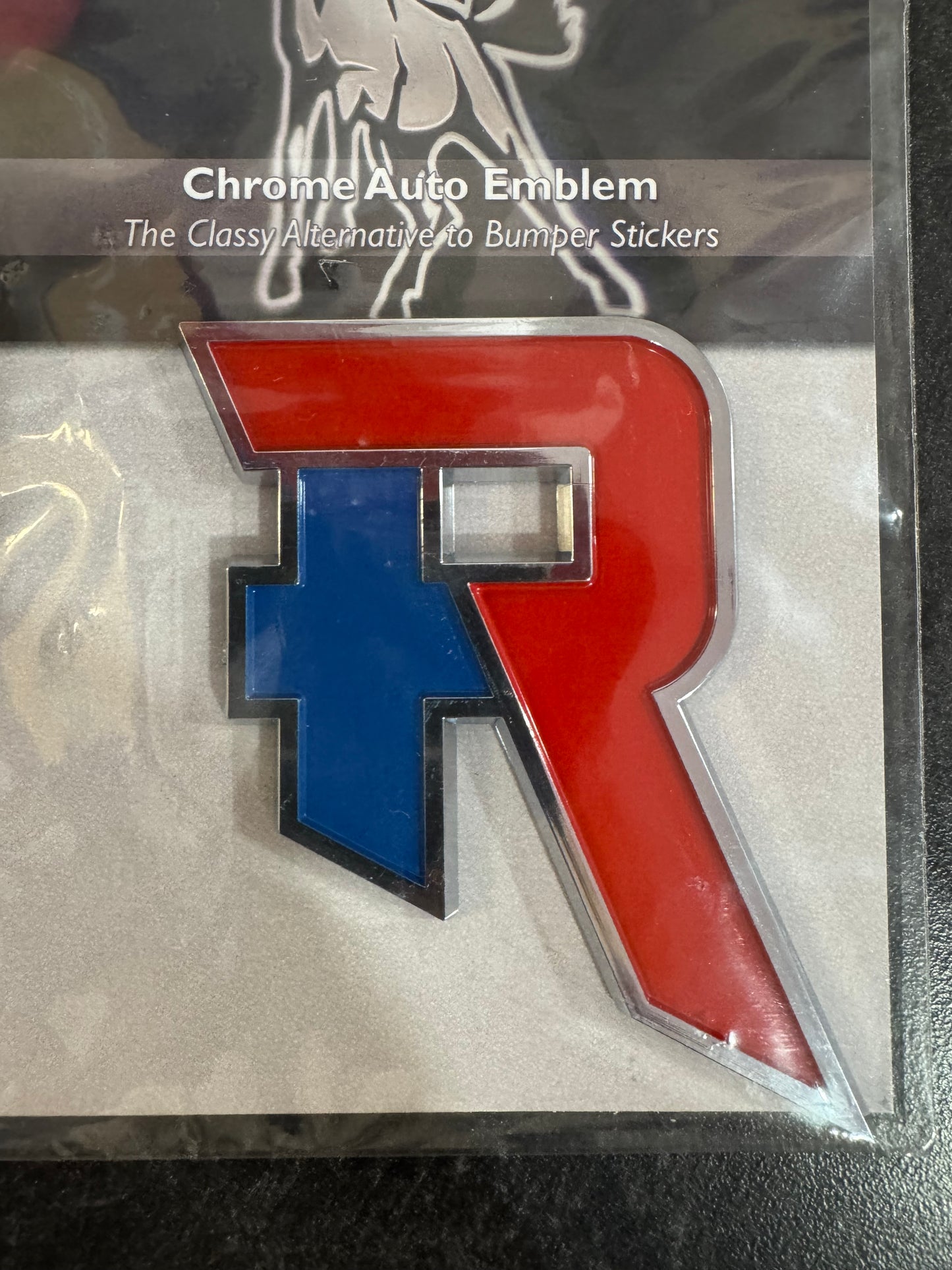 Chrome Auto Emblem "R"