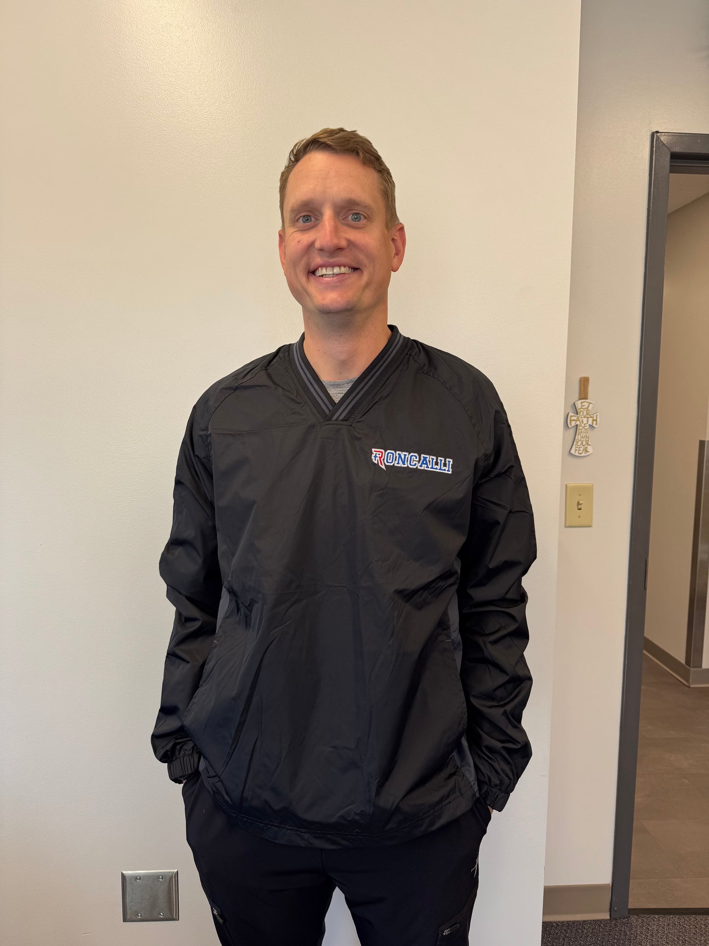 Pullover windbreaker - Unisex